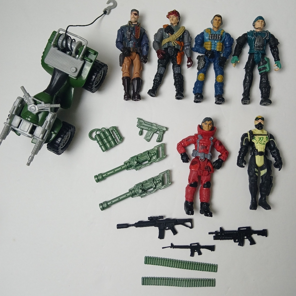 The Corps Elite Triple Threat Action Figures Set‎ Of 16
